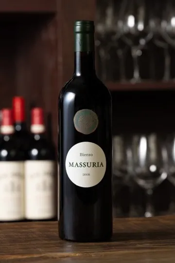 ワイン　Massuria マスリア